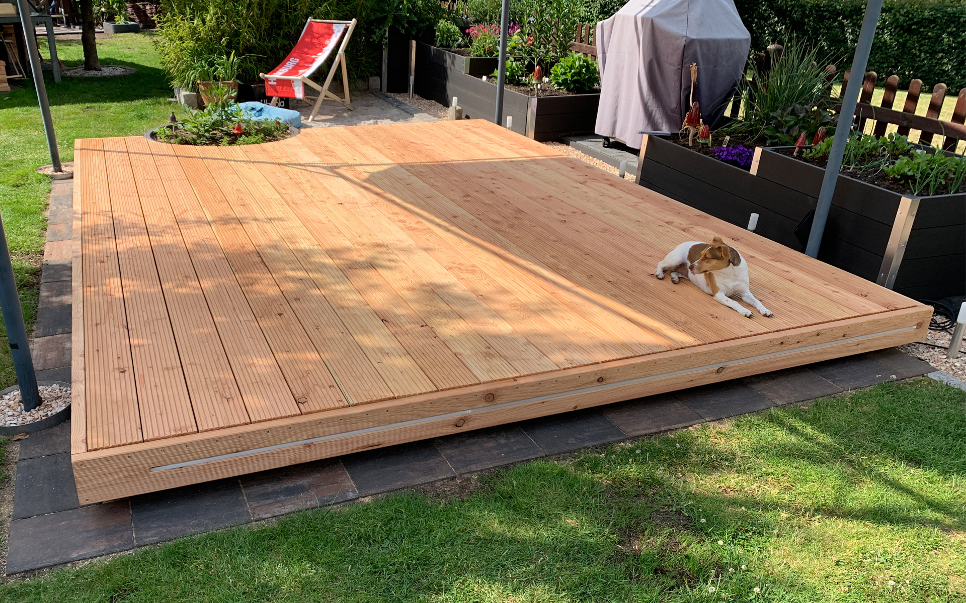 Holzterrasse aus Hartholz